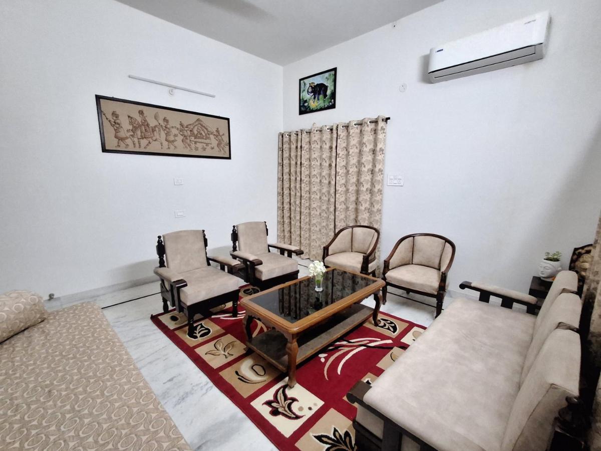 Keen Leopard Homestay Jawai Bandh Exterior foto