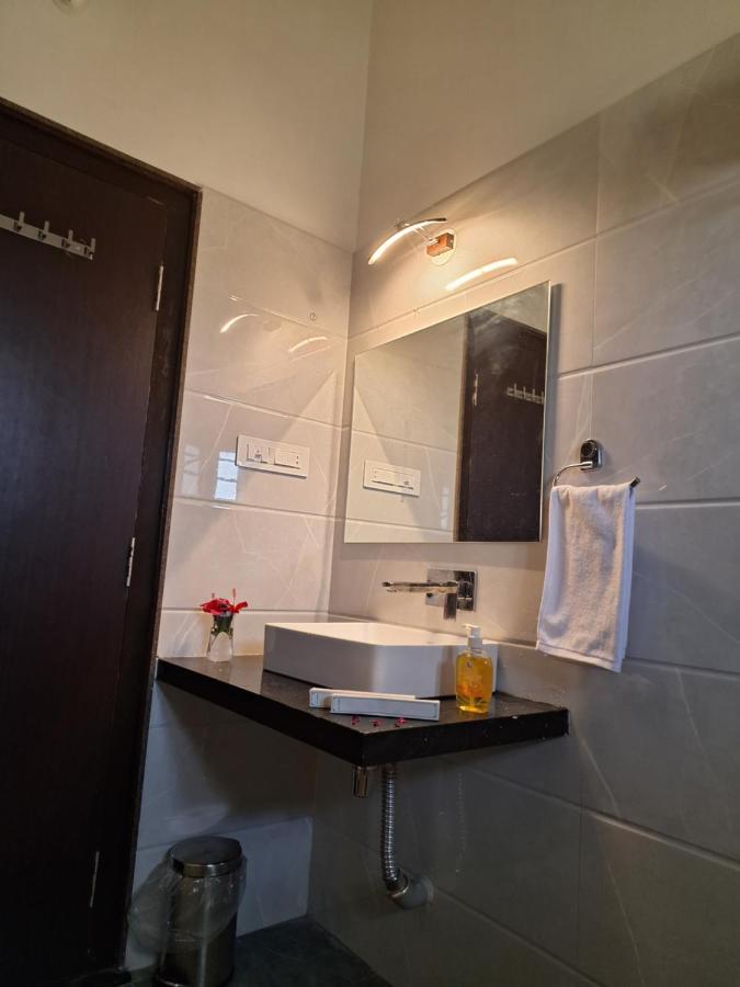 Keen Leopard Homestay Jawai Bandh Exterior foto